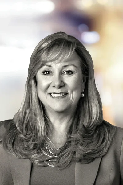 Kimberley McCarl, Director of Luxury Home Marketing | REALTOR®